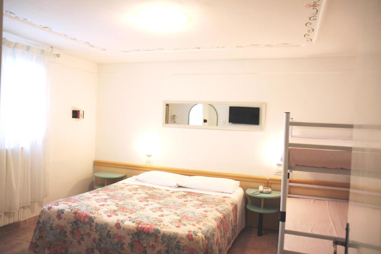 Hotel Rosa Maria Elite Bellaria-Igea Marina Cameră foto